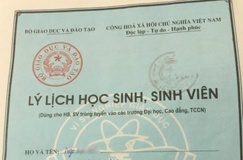 Sinh viên làm thủ tục nhập học không cần xác nhận sơ yếu lý lịch