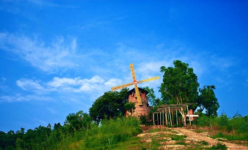 Nghỉ lễ 2/9, đưa nhau đi trốn ở “hoang đảo” cách Hà Nội 100km