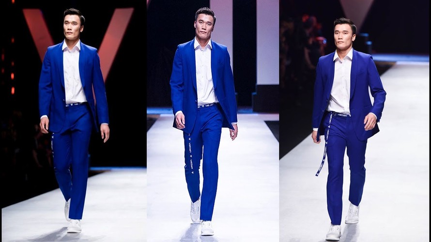 Bùi Tiến Dũng trổ tài catwalk với thần thái chuyên nghiệp tại VIFW 2018