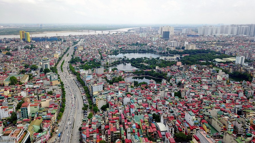 Mặt tiền nhiều thành phố bị băm nát bởi tình trạng chia lô, nhà ống dày đặc