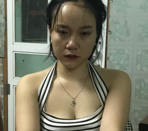 'Hot girl' trẻ đẹp bị bắt quả tang tàng trữ ma túy