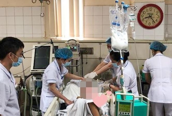 Bé trai hồi sinh diệu kỳ sau chấn thương sọ não vì tập xe đạp bị ngã