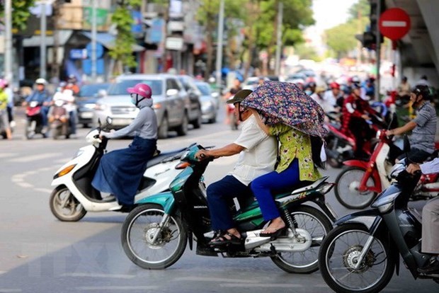 Bắc Bộ, Trung Bộ nắng nóng đặc biệt gay gắt, nhiệt độ lên tới 42 độ C