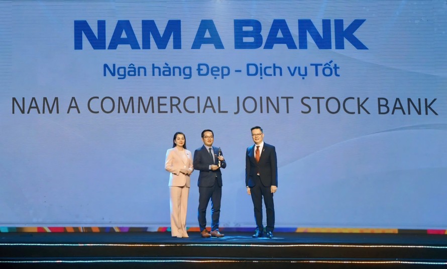 Nam A Bank nhận giải thưởng “Nơi làm việc tốt nhất Châu Á - Best Company To Work For In Asia 2024”, đây là năm thứ 4 liên tiếp Ngân hàng nhận giải thưởng này.