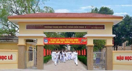 Trường THPT Diễn Châu 2, nơi xảy ra sự việc.