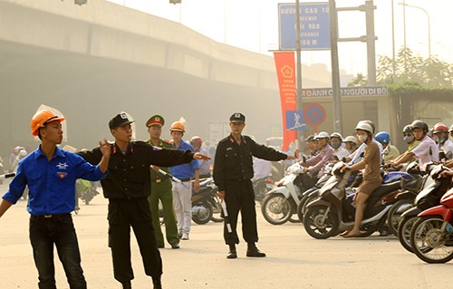 Hơn 10 tuyến đường sẽ bị hạn chế phương tiện để phục vụ Hội nghị APEC. Ảnh minh hoạ: Bá Đô