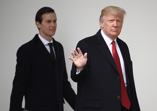  Tổng thống Mỹ Donald Trump và con rể Jared Kushner. Ảnh: Reuters.