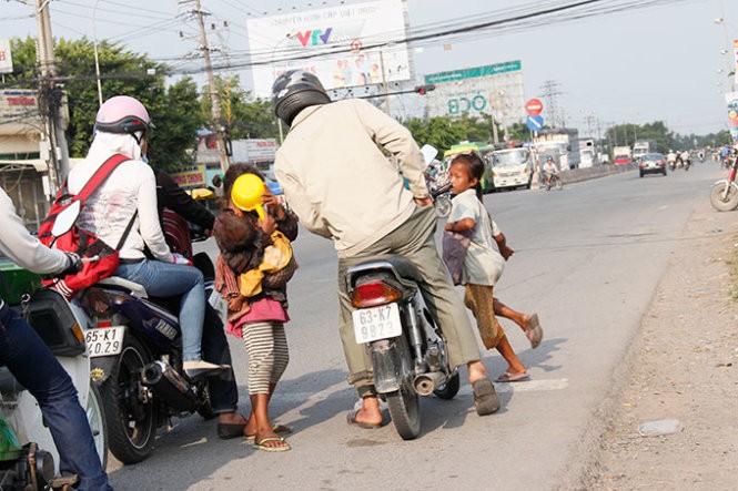 Chăn dắt người đi ăn xin bị xử lý thế nào?