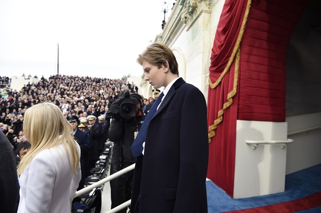 Barron Trump đối mặt với nhiều áp lực khi chính thức trở thành con trai của tổng thống Mỹ. Ảnh: Getty.