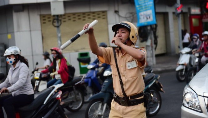 Việc tăng cường lực lượng cảnh sát giao thông đã phần nào làm giảm kẹt xe tại các điểm nóng giao thông trong thành phố