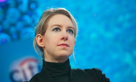 Forbes kết luận, khối cổ phiếu 3,6 tỷ đôla của Elizabeth Holmes giờ gần như vô giá trị. Ảnh: Fortune