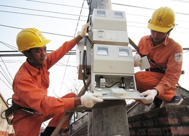 Theo Tập đoàn Điện lực Việt Nam (EVN), do giá nguyên liệu đầu vào là giá than tăng nên EVN chưa thể trình được kịch bản giá điện 2017 