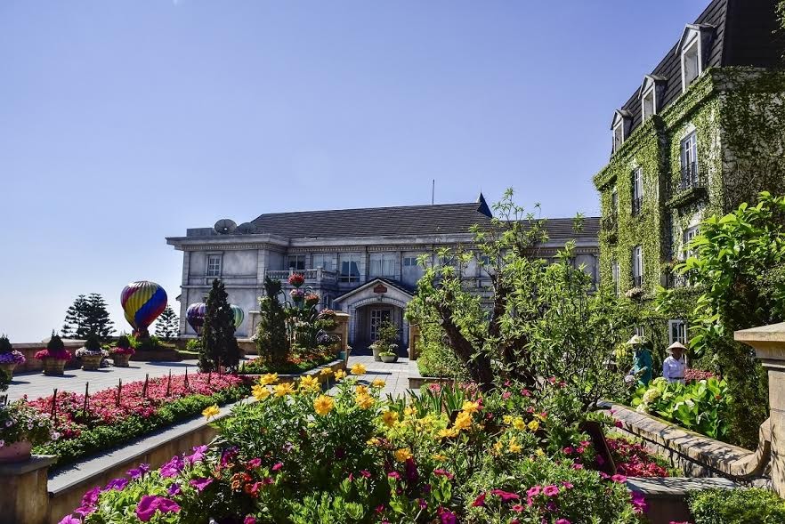 Lạc thiên đường muôn sắc hoa Sun World Ba Na Hills