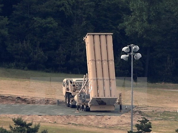 Hệ thống phòng thủ tên lửa tầm cao giai đoạn cuối (THAAD) của Mỹ được triển khai tại Seongju, Hàn Quốc ngày 30/5. (Nguồn: EPA/TTXVN)