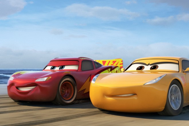 Cars 3 đang tiến băng băng tới ngôi đầu phòng vé Bắc Mỹ cuối tuần này. Phim phải tới 11/8 mới khởi chiếu tại Việt Nam. Ảnh: Disney.