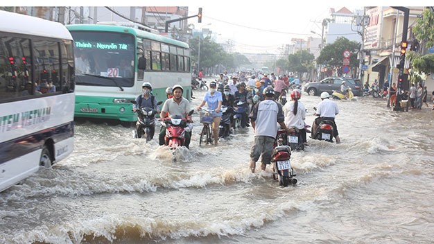 Thời tiết ngày 2/10: Miền Trung, miền Nam có mưa dông diện rộng