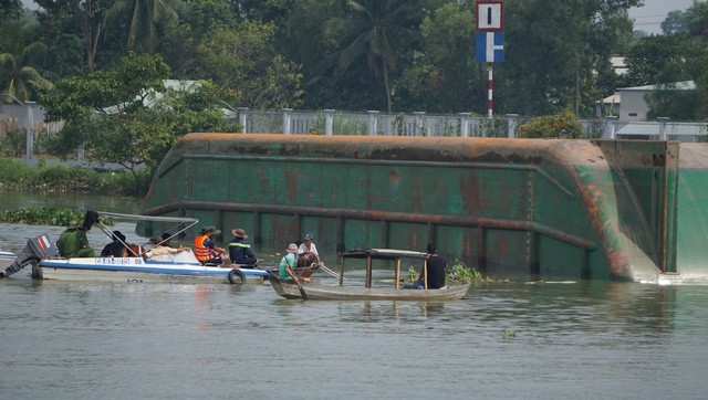 Hiện trường vụ tai nạn. Ảnh: Tuổi Trẻ