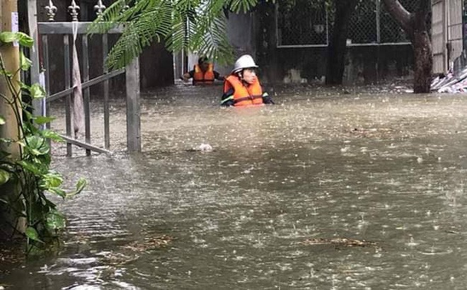 Từ Đà Nẵng đến Bình Định tiếp tục có mưa lũ trong ngày