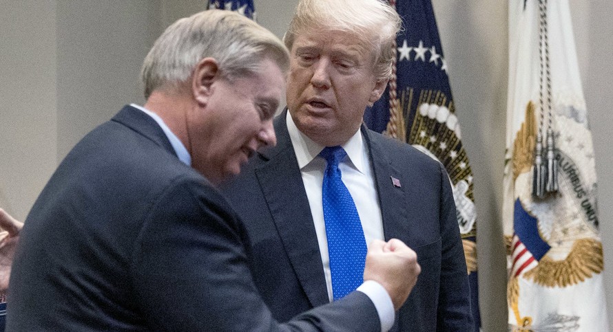 Thượng nghị sĩ Lindsey Graham và Tổng thống Donald Trump. Ảnh: Politico