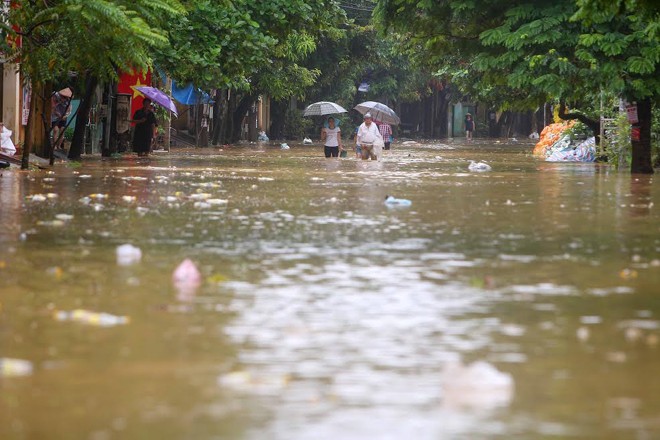 Thời tiết ngày 21/7: Mưa dông gây lũ lụt cho các tỉnh miền núi Bắc Bộ