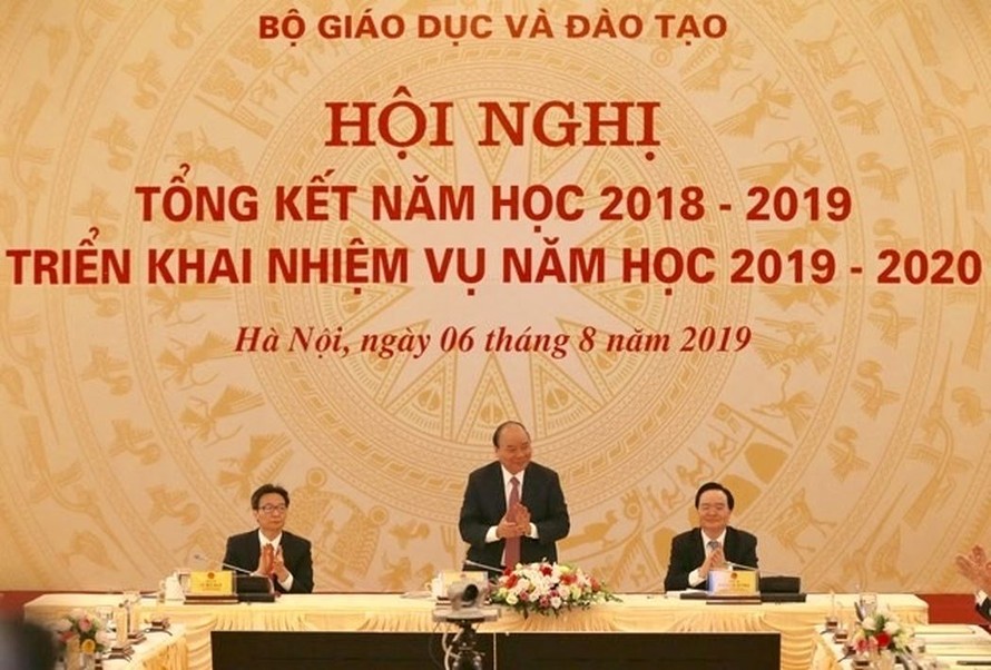 Bộ trưởng Phùng Xuân Nhạ trình 5 nhiệm vụ trọng tâm của ngành giáo dục