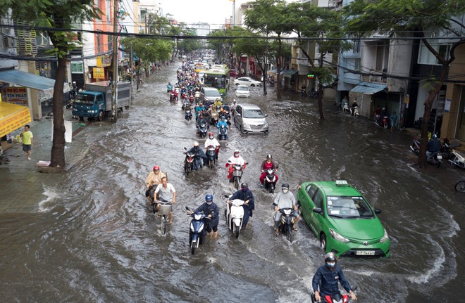 Thời tiết ngày 8/8: Bắc Bộ có nắng nóng, Trung Bộ và Nam Bộ mưa lớn