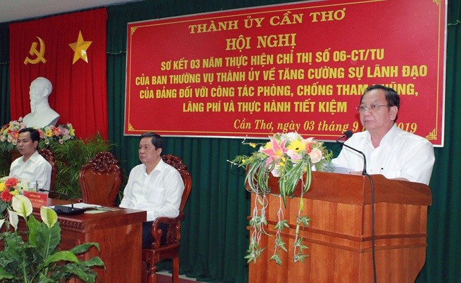 Toàn cảnh buổi hội nghị. Ảnh: Tiền Phong