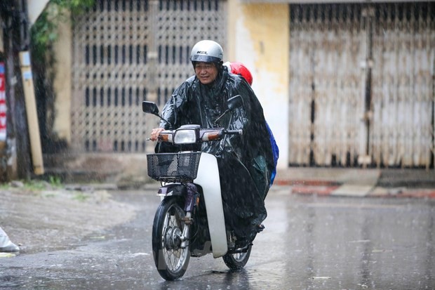 Thời tiết ngày 16/10: Bắc Bộ se lạnh, Trung Bộ mưa lớn