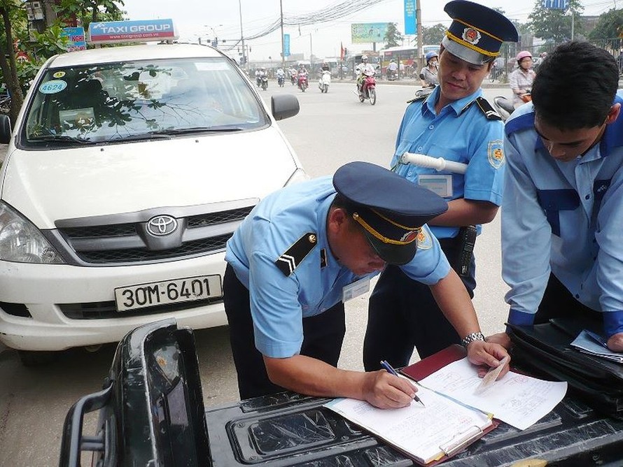 Hà Nội tăng cường xử lý vi phạm giao thông dịp Tết