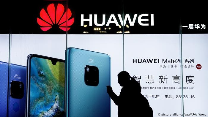 Huawei đối diện với khó khăn trong năm 2020