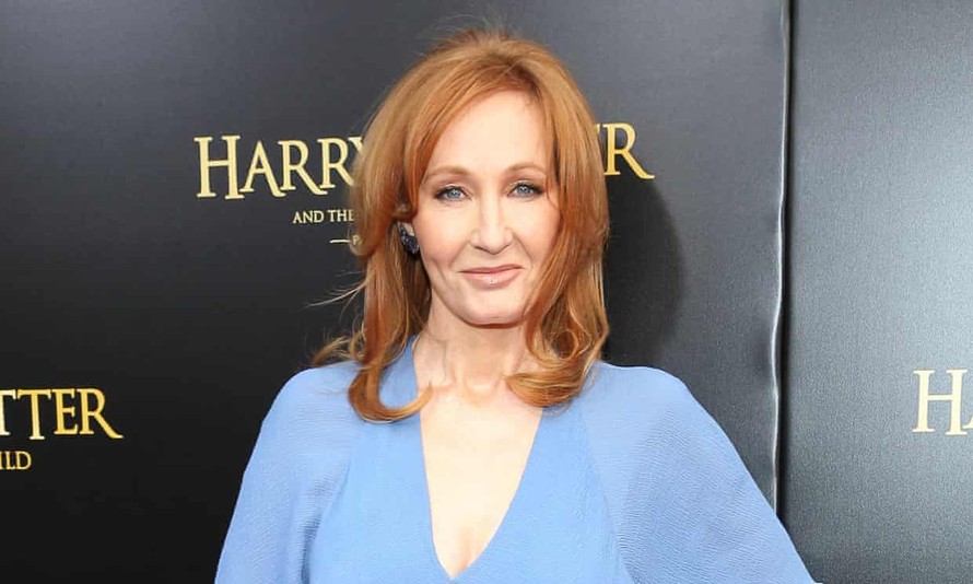  J.K Rowling phát hành sách miễn phí cho trẻ nhỏ