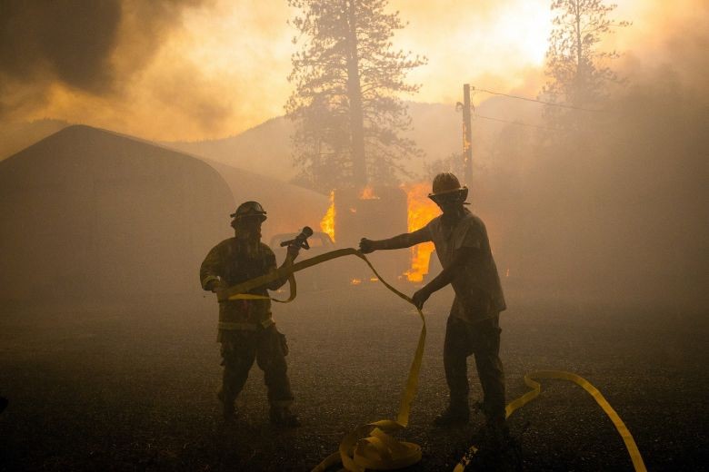 Cháy rừng nghiêm trọng đe dọa bang California