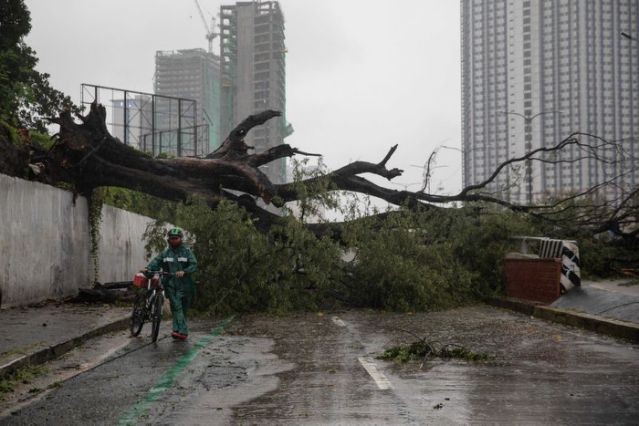 Bão Vamco quét qua Philippines khiến 1 người thiệt mạng