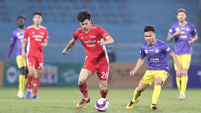 Hoãn giải bóng đá V.League 2021