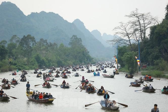 Chùa Hương đảm bảo an toàn khi mở cửa đón khách