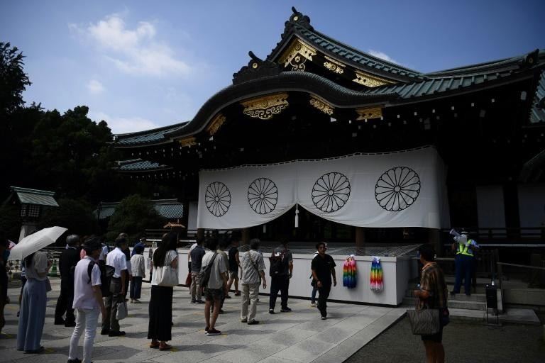 Thủ tướng Nhật Bản gửi lễ vật đến đền Yasukuni 