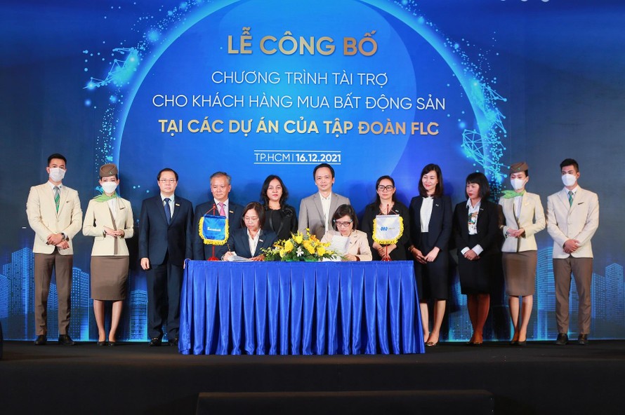 Sacombank tài trợ tín dụng ưu việt cho khách mua bất động sản của FLC