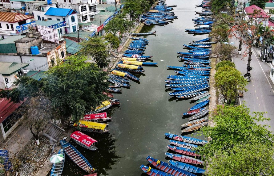 Chùa Hương sẵn sàng đón du khách trở lại