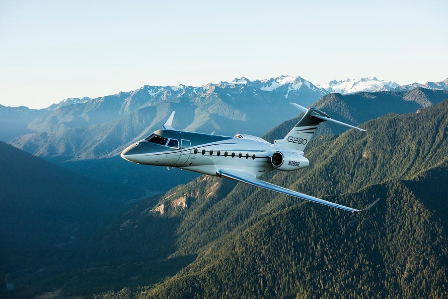 Gulfstream G280 