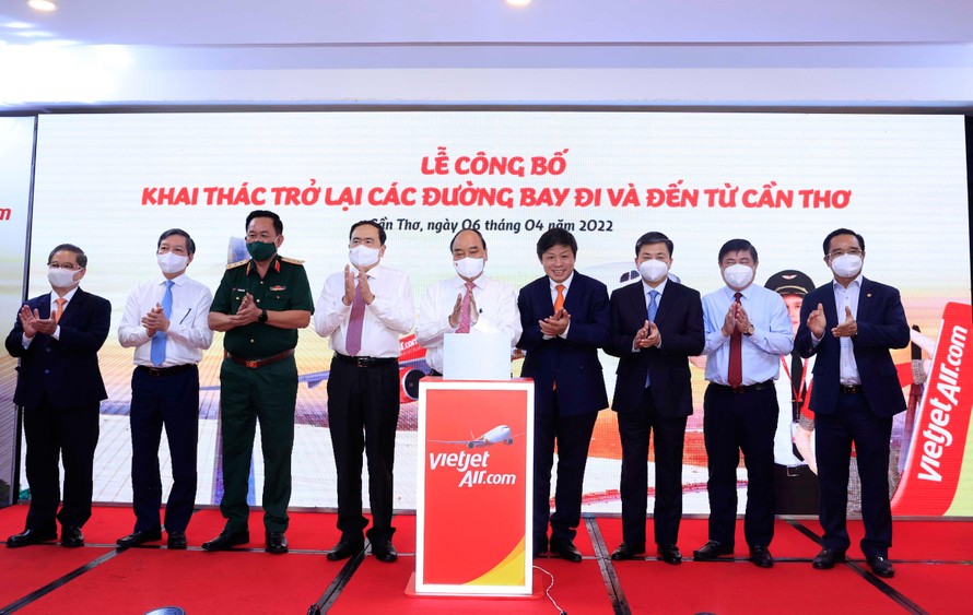 Đón hè rực rỡ, Vietjet chào đón 10 đường bay đến và đi từ Cần Thơ