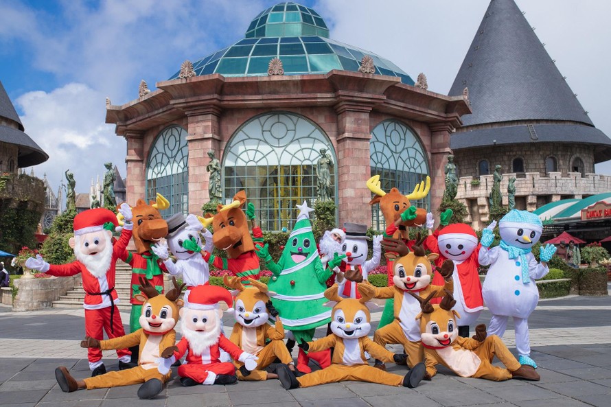 Không khí Noel tràn ngập niềm vui tại Sun World Ba Na Hills 