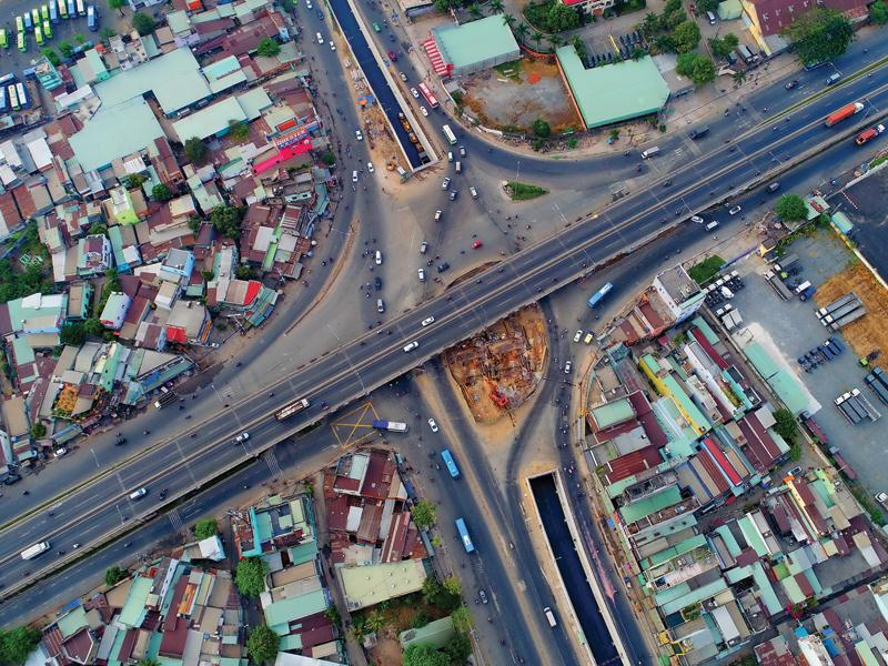 Đẩy nhanh phê duyệt chủ trương đầu tư hai dự án đường cao tốc