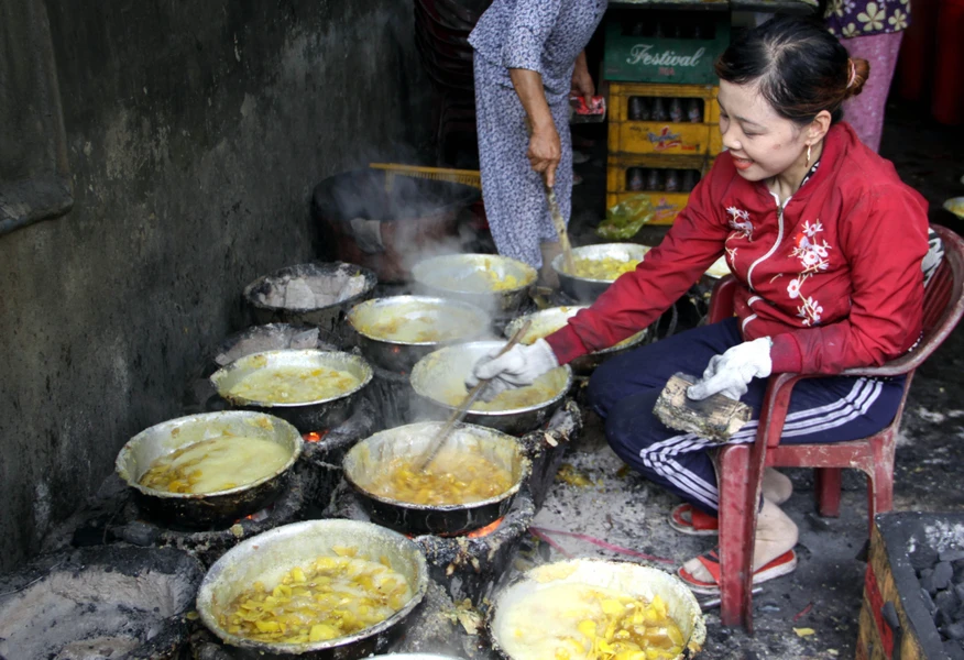 Làng mứt gừng Mỹ Chánh rộn ràng vào vụ Tết