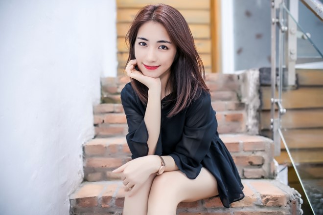 Hòa Minzy khoe người yêu mới