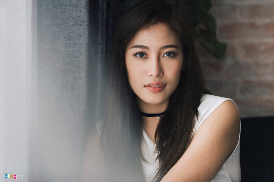 Phan Ngân Sing My Song: 'Có đại gia trả tôi 10.000 USD để đi ăn tối'