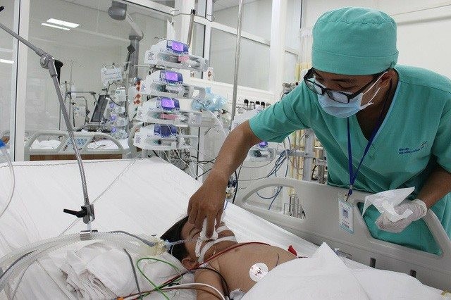 Một tháng, 20 bệnh nhi uống nhầm hoá chất ngộ độc