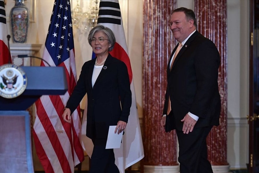 Ngoại trưởng Mike Pompeo và Ngoại trưởng Hàn Quốc Kang Kyung-wha. Ảnh: AFP/Getty.