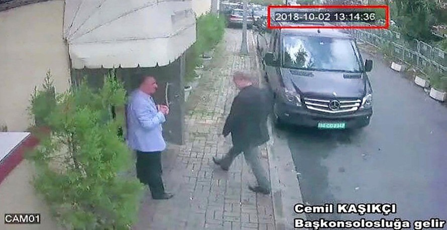  Hình ảnh từ CCTV do báo Thổ Nhĩ Kỳ đăng được cho là hình ảnh cuối cùng của nhà báo Khashoggi trước khi mất tích. (Ảnh: AP)