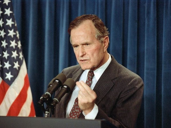 Cựu Tổng thống Mỹ George H. W. Bush qua đời ở tuổi 94. (Nguồn: South Magazine)