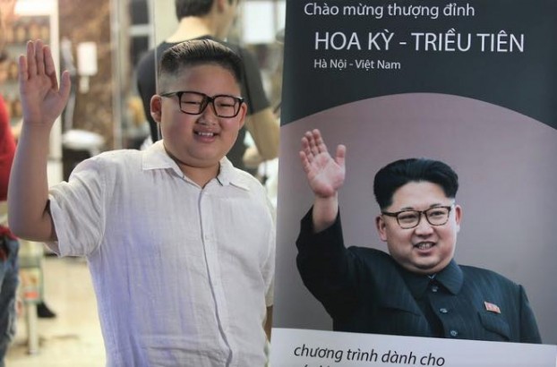 Cậu bé bỗng dưng nổi tiếng vì cắt tóc giống Kim Jong-un